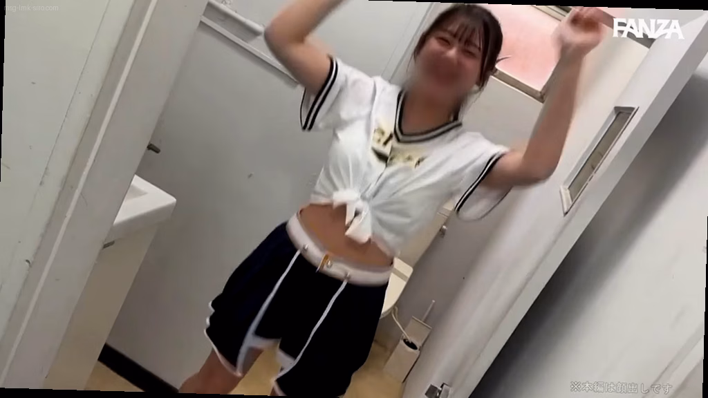 シーン2:トイレでの偶然 2