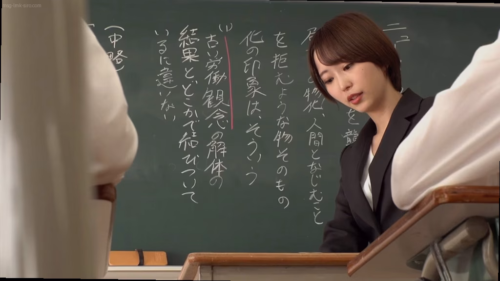 シーン3：教卓の上での激しい情熱 5